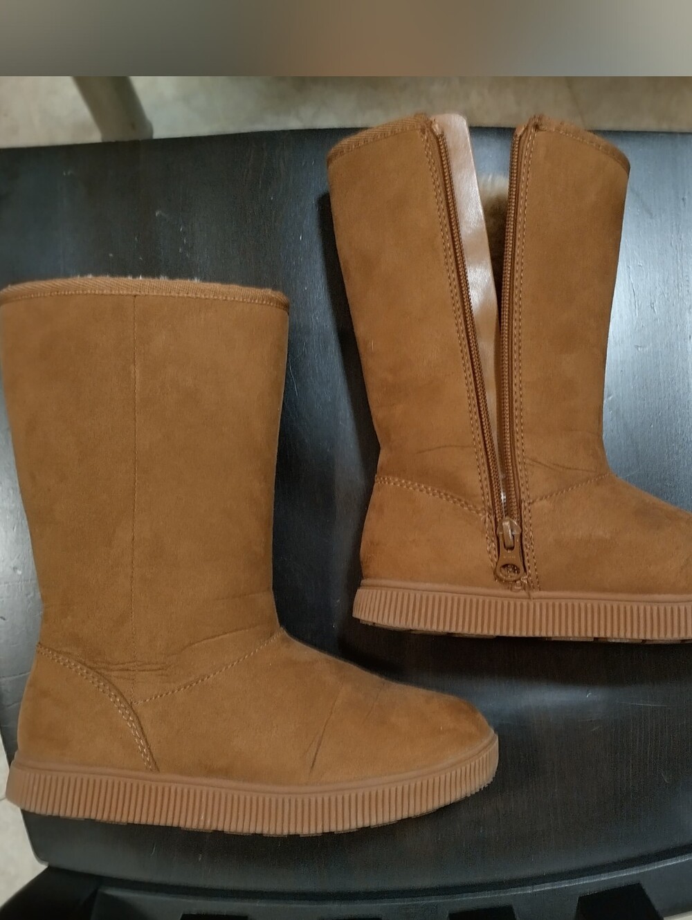 Cat & Jack Uggs-like kids boots - Size 13 Girls